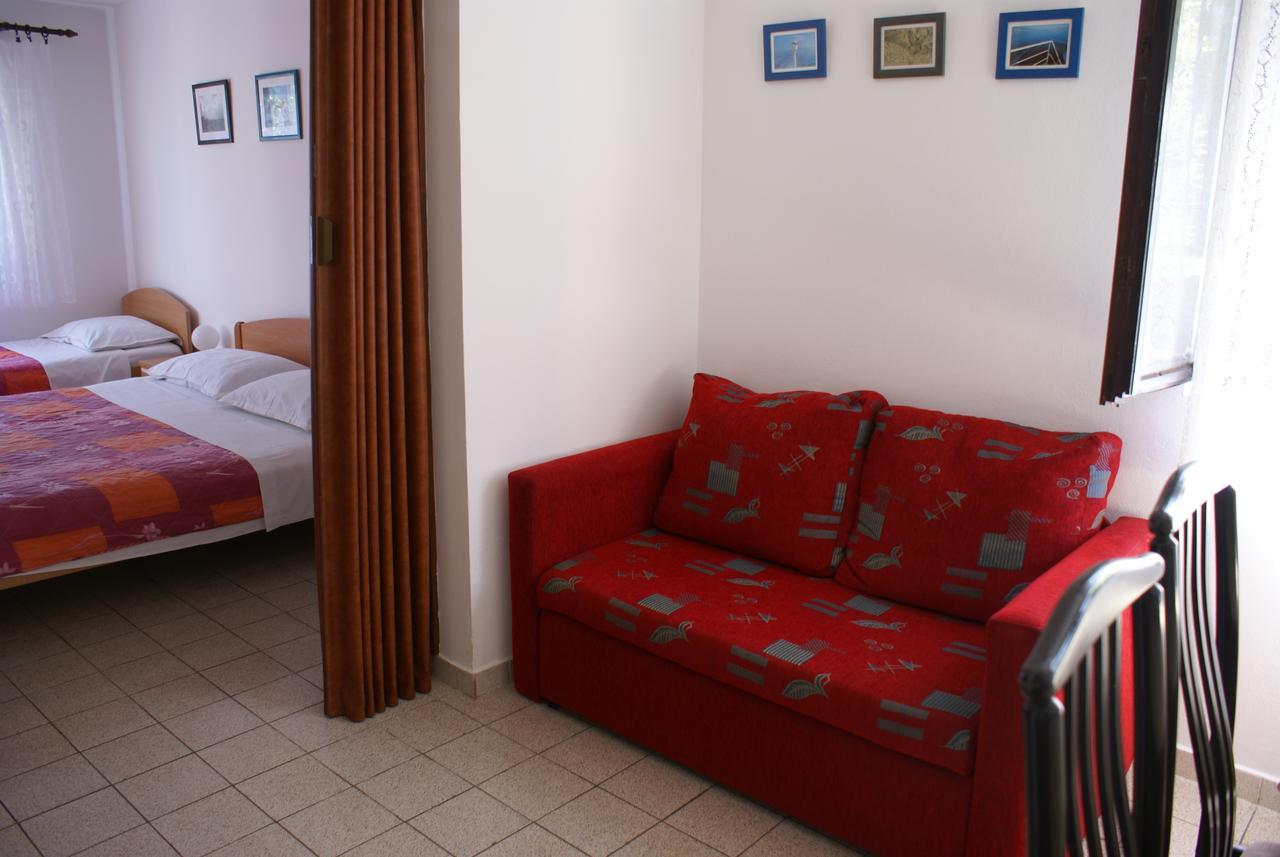 Apartment Ana M Кърк Екстериор снимка