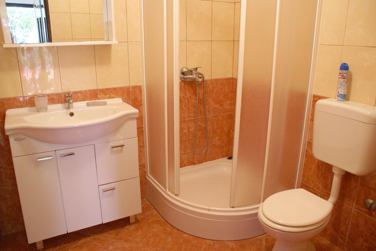 Apartment Ana M Кърк Екстериор снимка